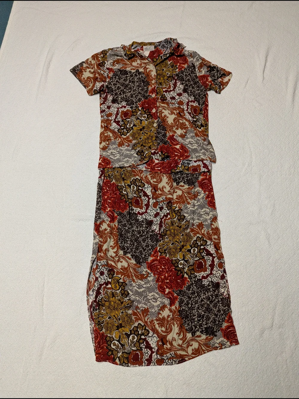 Vintage Floral Two-Piece Matching Set In Red, Brown And Mustard